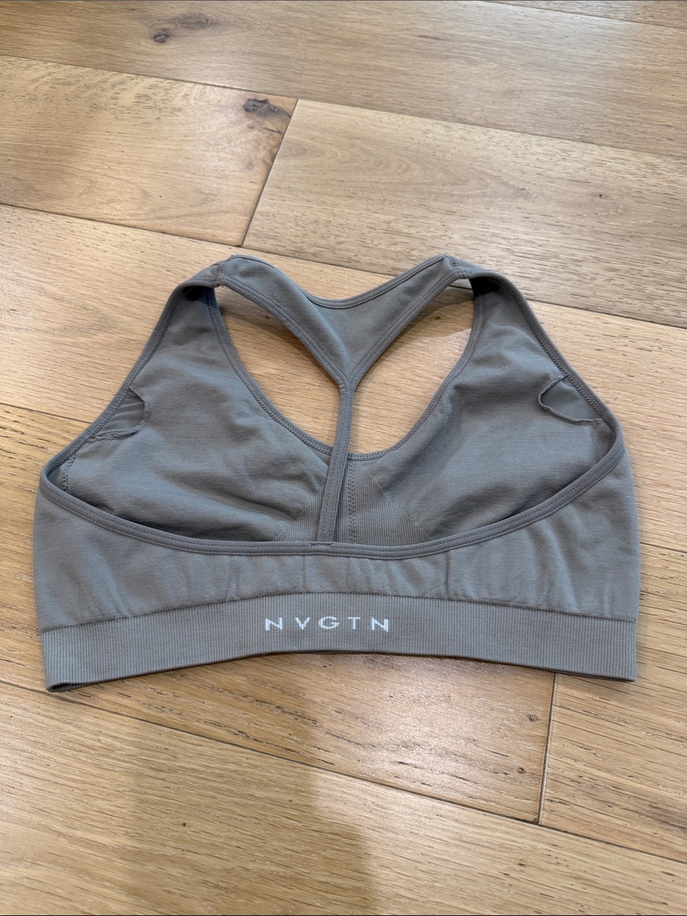NVGTN Gray Racerback Seamless Sports Bra - Picture 2 of 2
